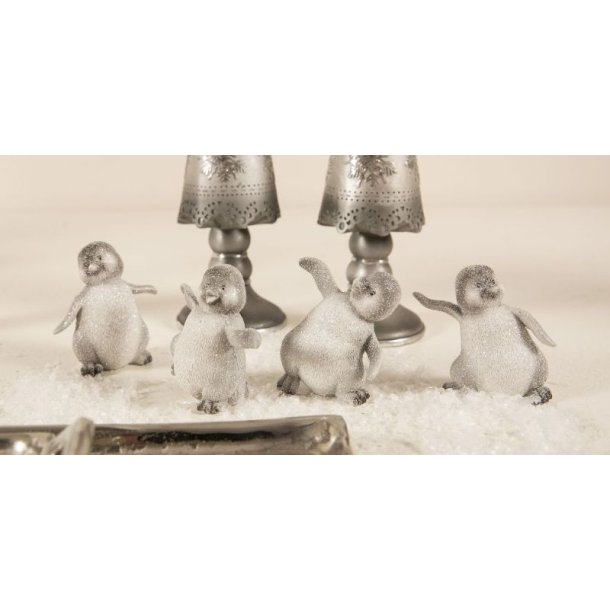 Dansende pingviner til julelandskab